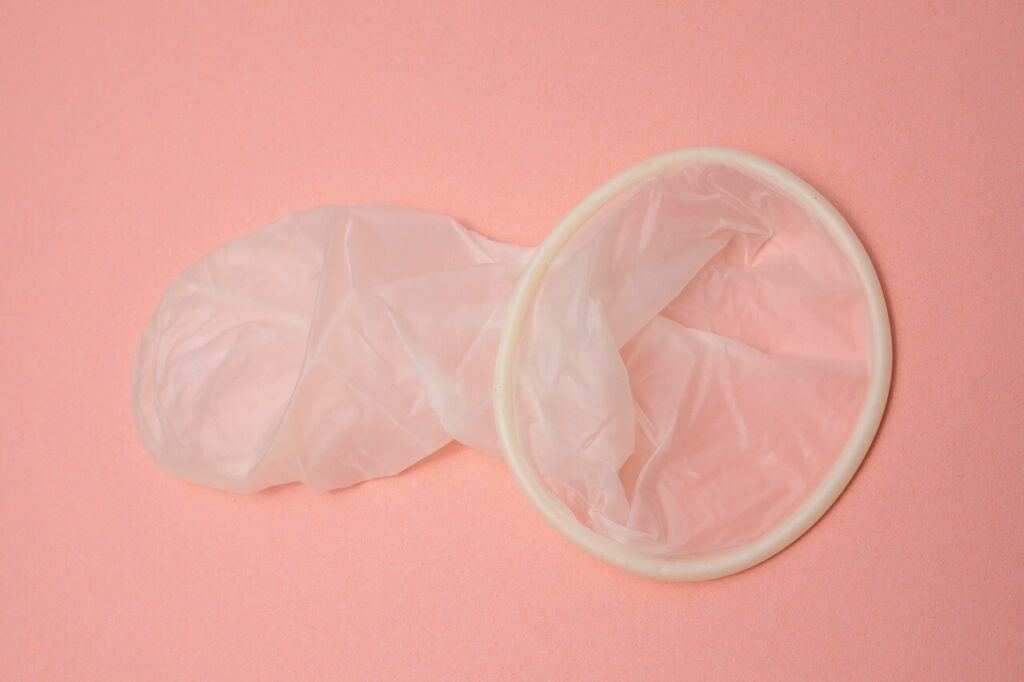 Masturbacja w prezerwatywie – dlaczego warto