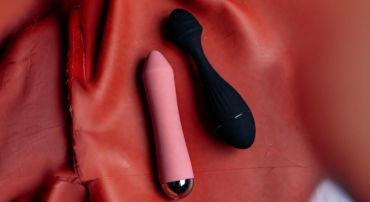 Wibrator vs masażer - czym się różnią te popularne zabawki?